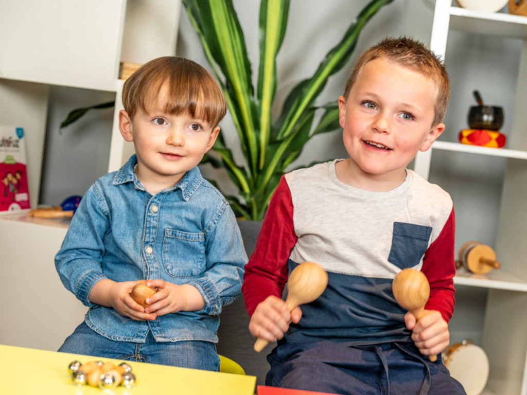 ENFANTS INSTRUMENTS DE MUSIQUE